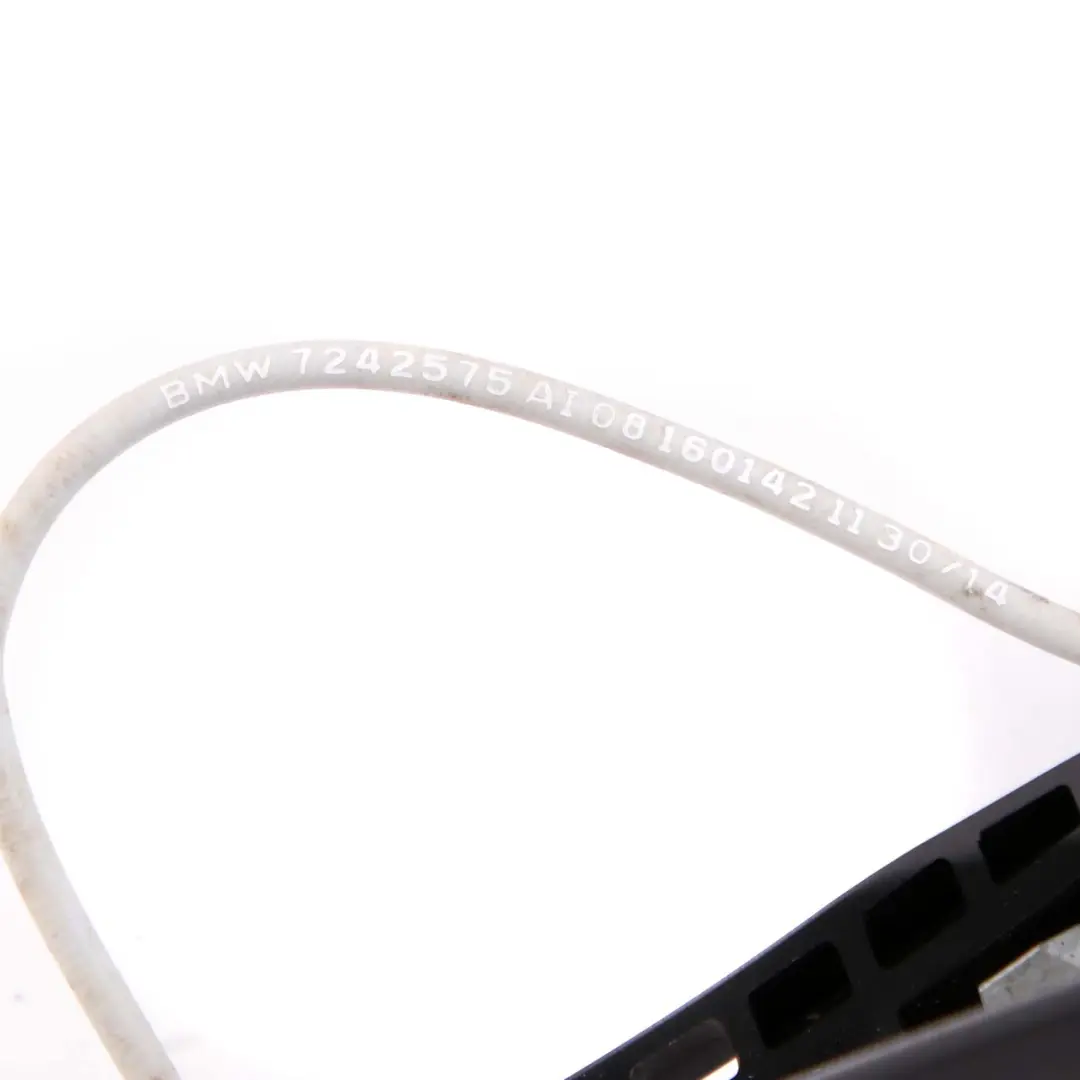 Complete Front Left Grab Handle N/S Schwarz 2 Black 668 to BMW 1 Series F20 LCI 3 with Part number 7242575 BMW 1 Series F20 LCI 3 Complete Front Left Grab Handle N/S Schwarz 2 Black 668 - SKU rhd-7242575-SCH3 - Part number 7242575