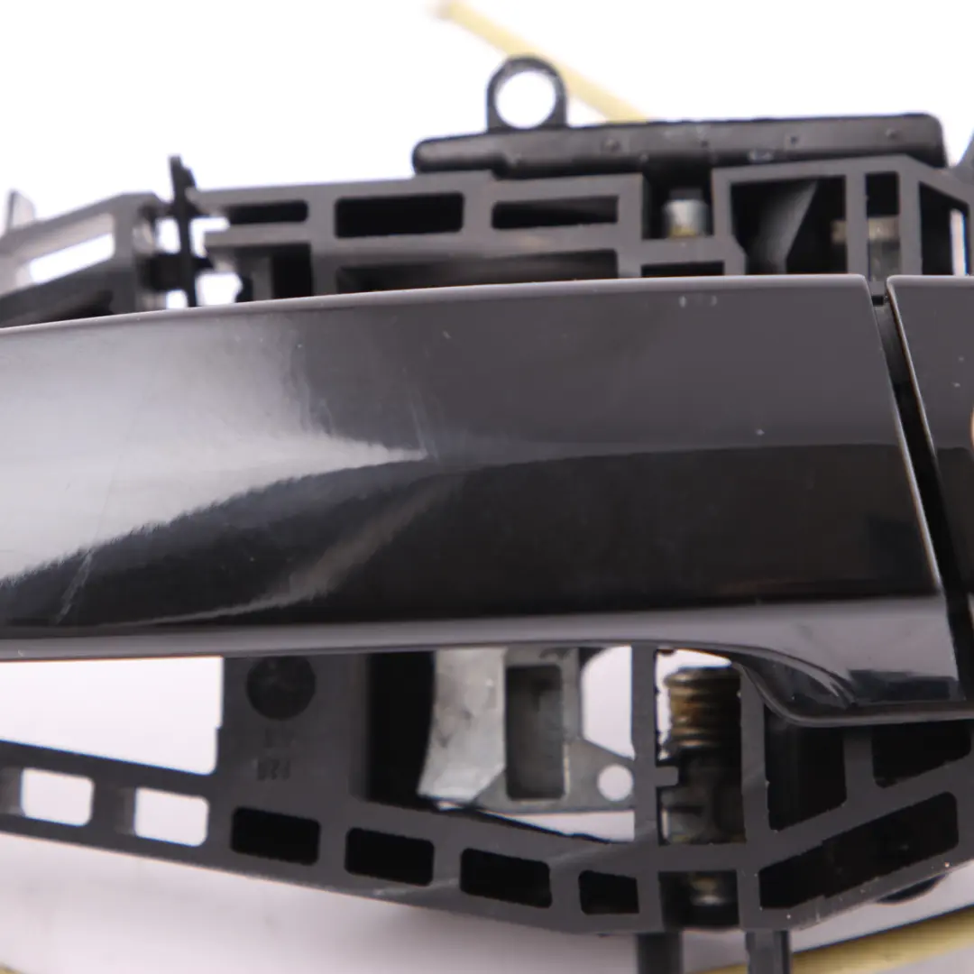 Grab Handle Door BMW F20 5 Complete Front Right O/S Schwarz 2 Black 668 to with Part number 7242575 Grab Handle Door BMW F20 5 Complete Front Right O/S Schwarz 2 Black 668 - SKU rhd-7242575-SCH5 - Part number 7242575