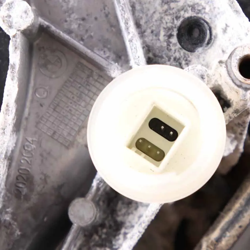 Wing Mirror Heated Auto Dip Door Right O/S Mineral White Metallic - A96 to BMW F20 with Part number 7242748 BMW F20 Wing Mirror Heated Auto Dip Door Right O/S Mineral White Metallic - A96 - SKU rhd-7242748-MW - Part number 7242748