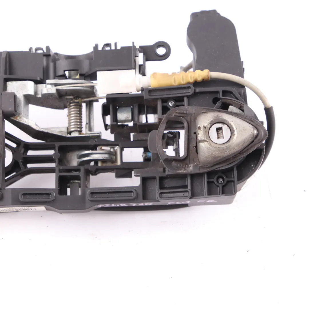 Handle Carrier BMW F07 GT Front Right O/S Driver Base Grab to with Part number 7248710 Handle Carrier BMW F07 GT Front Right O/S Driver Base Grab - SKU rhd-7248710 - Part number 7248710