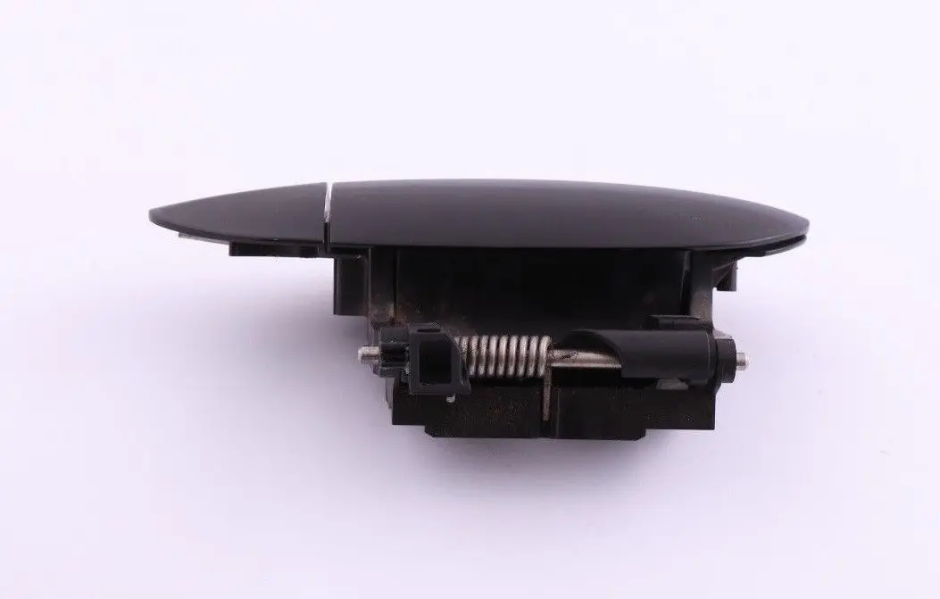 Outer Door Opener Left Grab Handle Cover N/S Schwarz 2 Black to BMW Z4 Series E89 with Part number 7250113 BMW Z4 Series E89 Outer Door Opener Left Grab Handle Cover N/S Schwarz 2 Black - SKU rhd-7250113-SCH - Part number 7250113