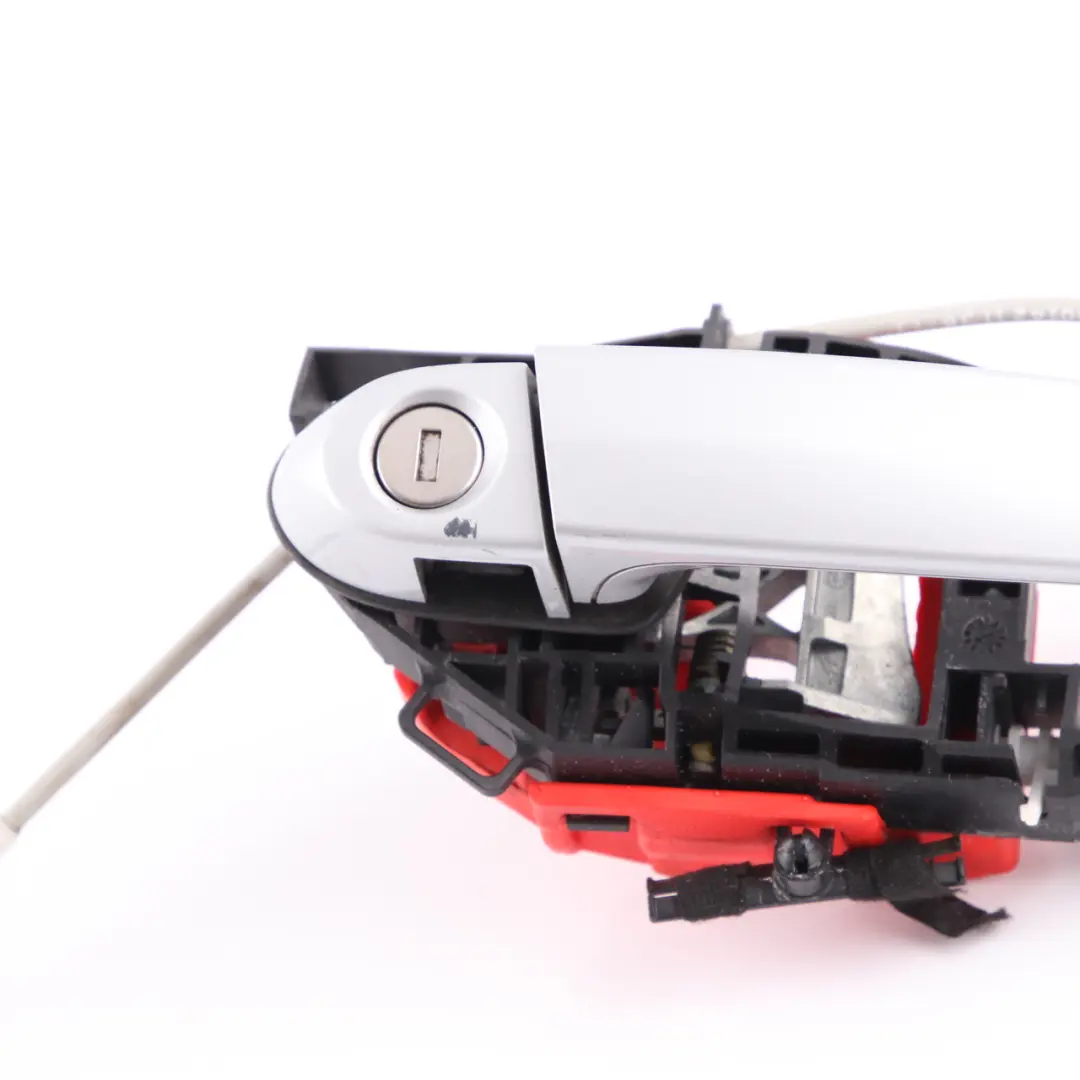 Door Handle BMW F30 LCI Front Right O/S Outside Grab Glacier Silver Metallic A83 to with Part number 7259828 Door Handle BMW F30 LCI Front Right O/S Outside Grab Glacier Silver Metallic A83 - SKU rhd-7259828-GSB - Part number 7259828