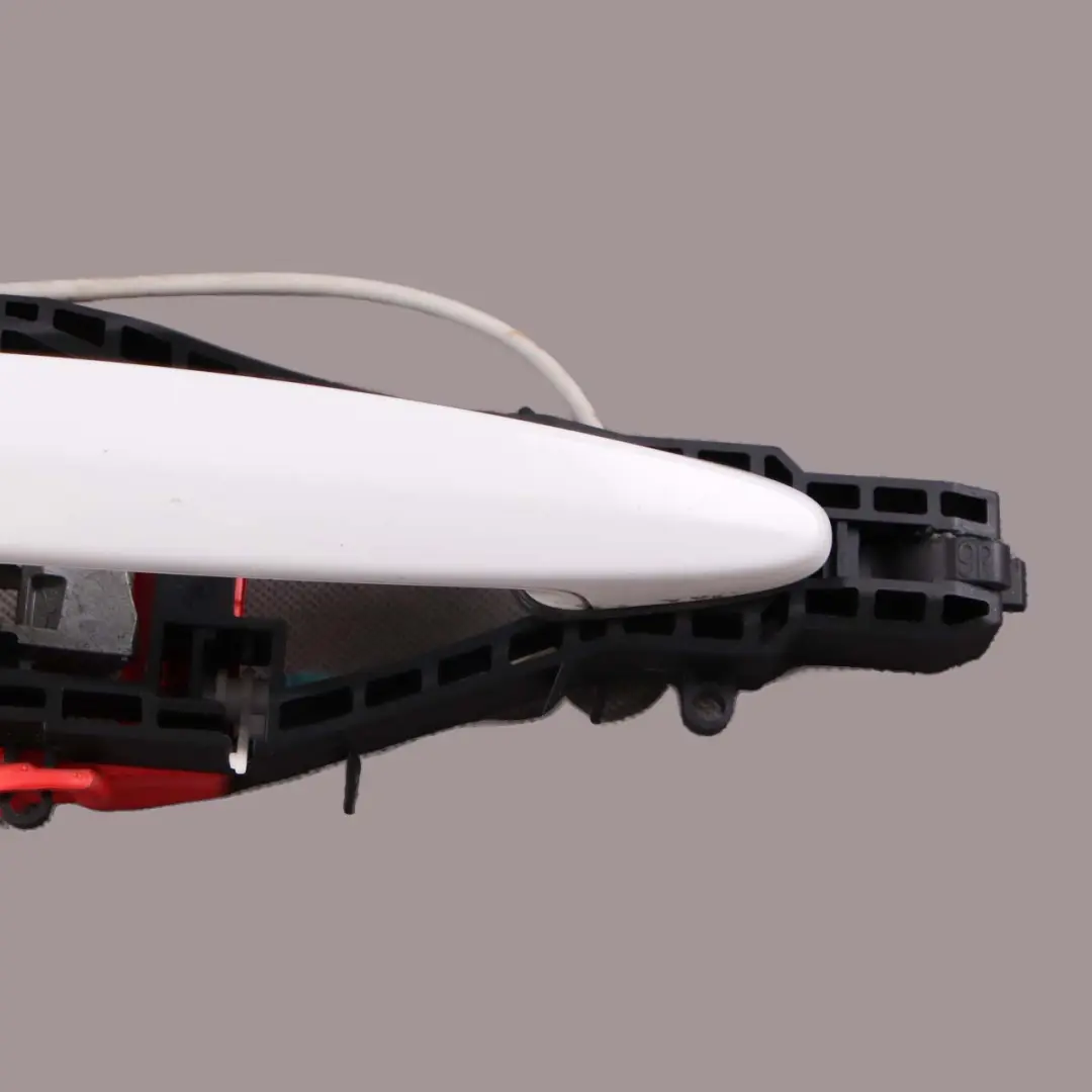 Door Handle BMW F30 F31 Front Right O/S Outside Grab Alpinweiss Alpine White 300 to with Part number 7259830 Door Handle BMW F30 F31 Front Right O/S Outside Grab Alpinweiss Alpine White 300 - SKU rhd-7259830-AW - Part number 7259830