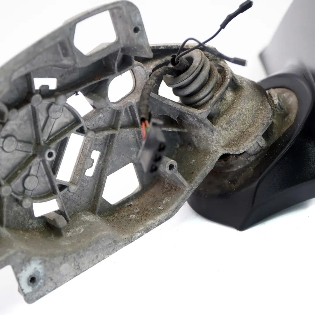 Outside Heated Left Base Wing Mirror N/S 5 PIN to BMW 1 Series E87 LCI with Part number 7268125 BMW 1 Series E87 LCI Outside Heated Left Base Wing Mirror N/S 5 PIN - SKU rhd-7268125-1 - Part number 7268125