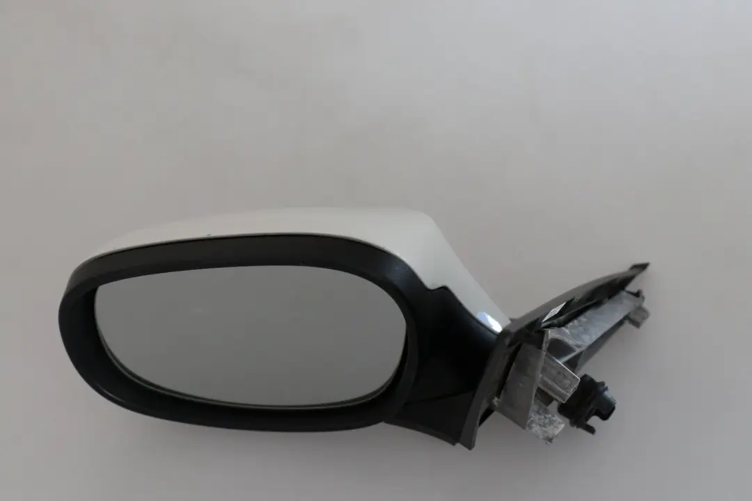 BMW 1 Series E87 LCI Heated Left Passenger Wing Mirror N/S Alpinweiss White 300 - SKU rhd-7268125-AW - Part number 7268125