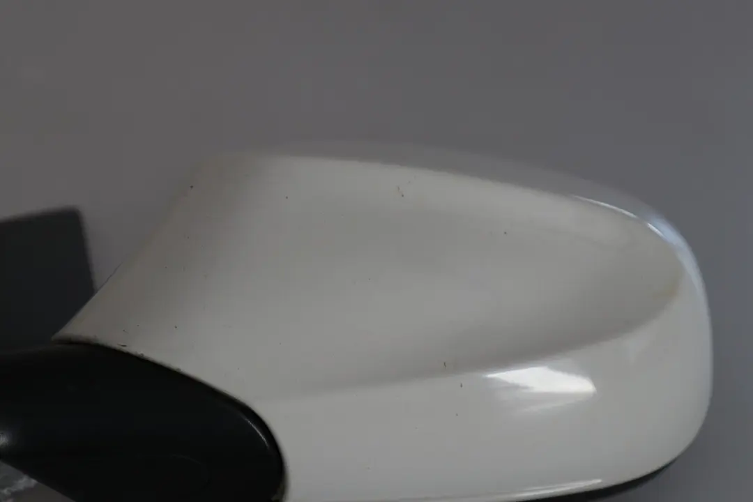 Heated Left Passenger Wing Mirror N/S Alpinweiss White 300 to BMW 1 Series E87 LCI with Part number 7268125 BMW 1 Series E87 LCI Heated Left Passenger Wing Mirror N/S Alpinweiss White 300 - SKU rhd-7268125-AW - Part number 7268125