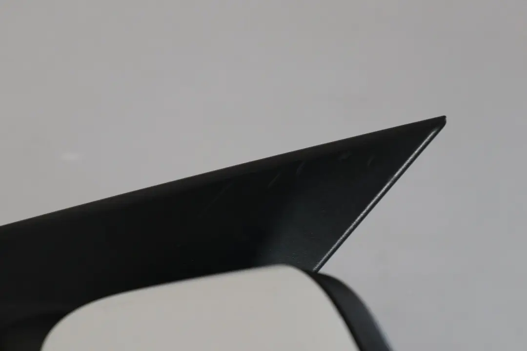 Heated Left Passenger Wing Mirror N/S Alpinweiss White 300 to BMW 1 Series E87 LCI with Part number 7268125 BMW 1 Series E87 LCI Heated Left Passenger Wing Mirror N/S Alpinweiss White 300 - SKU rhd-7268125-AW - Part number 7268125