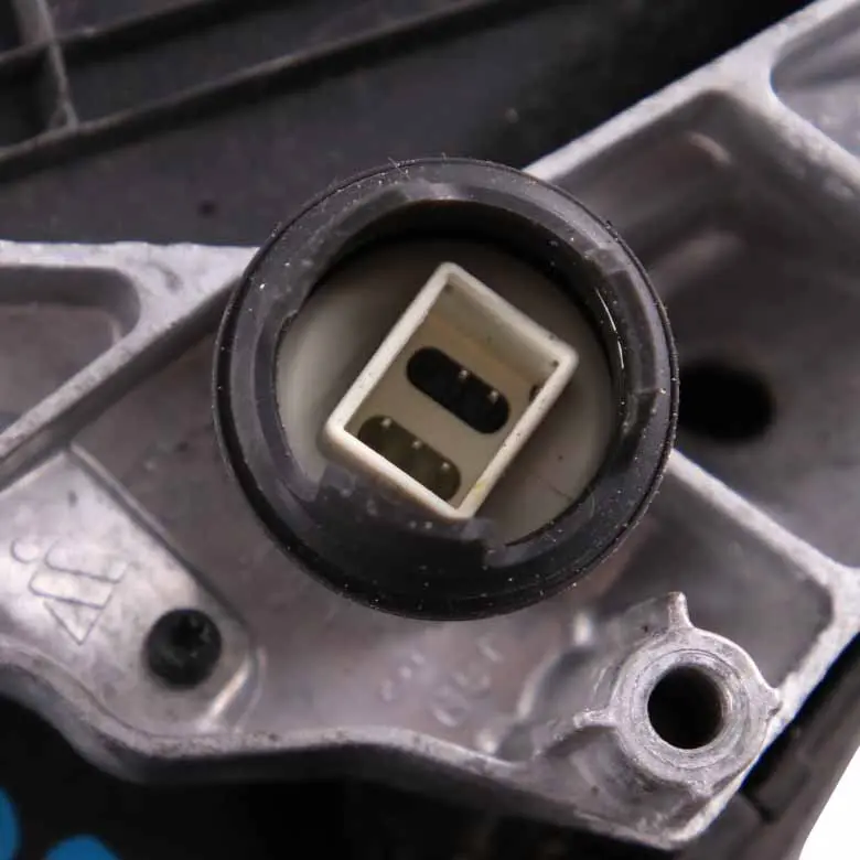 Door Wing Mirror BMW E90 E91 LCI Heated Left N/S Alpinweiss Alpine White 300 to with Part number 7268263 Door Wing Mirror BMW E90 E91 LCI Heated Left N/S Alpinweiss Alpine White 300 - SKU rhd-7268263-AW3 - Part number 7268263