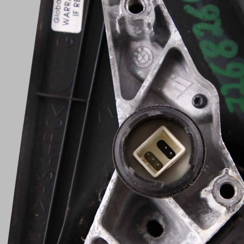 Door Wing Mirror BMW E90 E91 LCI Heated Right O/S Alpinweiss Alpine White 300 to with Part number 7268264 Door Wing Mirror BMW E90 E91 LCI Heated Right O/S Alpinweiss Alpine White 300 - SKU rhd-7268264-AW2 - Part number 7268264