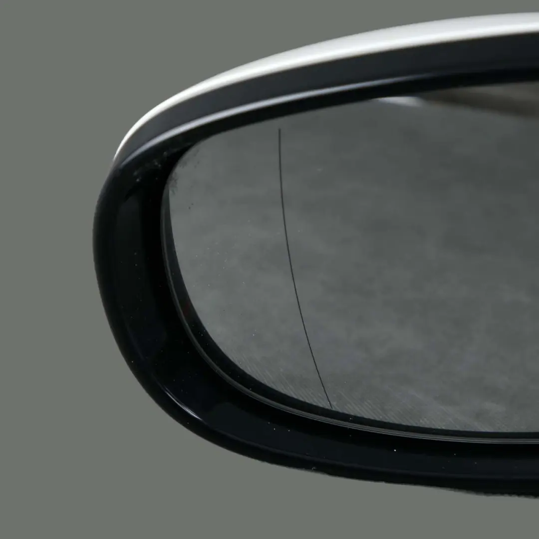 High Gloss Left Wing Mirror N/S Alpinweiss White to BMW 3 Series 3 E90 LCI M Sport with Part number 7268279 BMW 3 Series 3 E90 LCI M Sport High Gloss Left Wing Mirror N/S Alpinweiss White - SKU rhd-7268279-AW3 - Part number 7268279