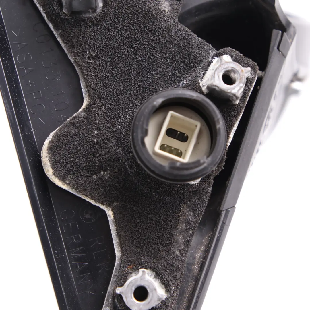 Right Wing Mirror O/S Titansilber Metallic Silver 354 to BMW 1 Series E81 E82 E88 with Part number 7268308 BMW 1 Series E81 E82 E88 Right Wing Mirror O/S Titansilber Metallic Silver 354 - SKU rhd-7268308-TS - Part number 7268308