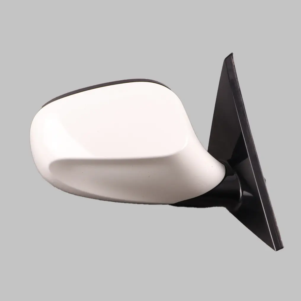 Heated Right Wing Mirror O/S Alpinweiss Alpine White to BMW E81 E82 E88 M Sport with Part number 7268316 BMW E81 E82 E88 M Sport Heated Right Wing Mirror O/S Alpinweiss Alpine White - SKU rhd-7268316-AW - Part number 7268316