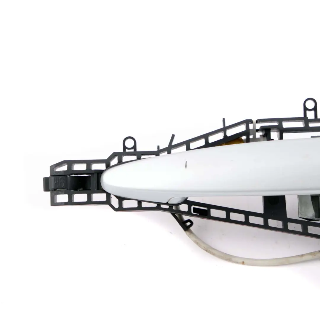 Grab Handle Door BMW F21 F22 Front Right O/S Glacier Silber Silver Metallic A83 to with Part number 7268446 Grab Handle Door BMW F21 F22 Front Right O/S Glacier Silber Silver Metallic A83 - SKU rhd-7268446-GSB2 - Part number 7268446