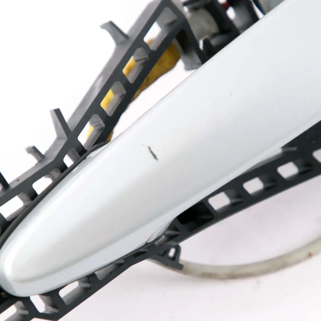 Grab Handle Door BMW F21 F22 Front Right O/S Glacier Silber Silver Metallic A83 to with Part number 7268446 Grab Handle Door BMW F21 F22 Front Right O/S Glacier Silber Silver Metallic A83 - SKU rhd-7268446-GSB2 - Part number 7268446