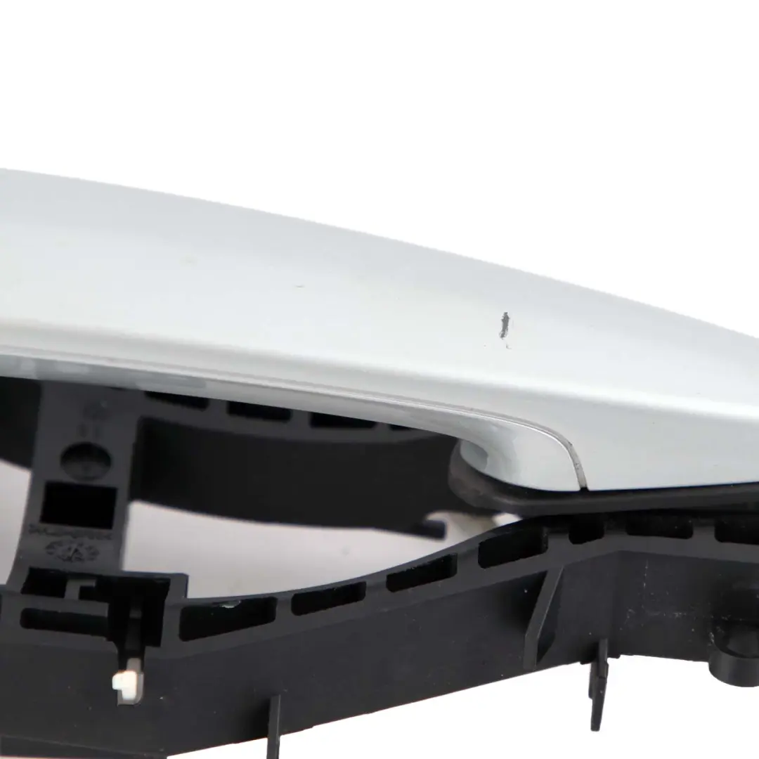 Grab Handle Door BMW F21 F22 Front Right O/S Glacier Silber Silver Metallic A83 to with Part number 7268446 Grab Handle Door BMW F21 F22 Front Right O/S Glacier Silber Silver Metallic A83 - SKU rhd-7268446-GSB2 - Part number 7268446