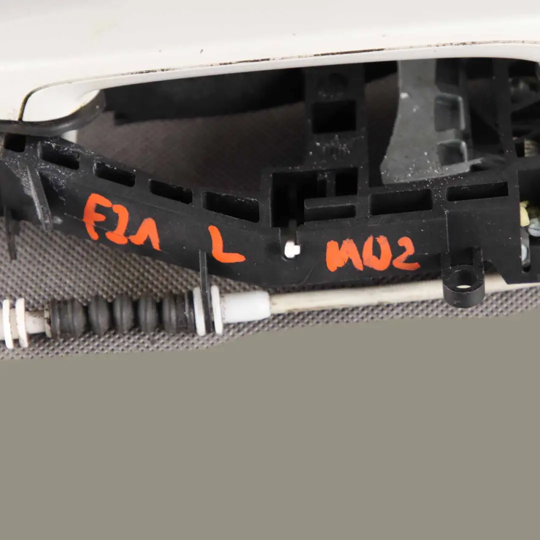 Grab Handle Door BMW F21 F22 2 Left N/S Mineralweiss Mineral White A96 to with Part number 7268446 Grab Handle Door BMW F21 F22 2 Left N/S Mineralweiss Mineral White A96 - SKU rhd-7268446-MW2 - Part number 7268446