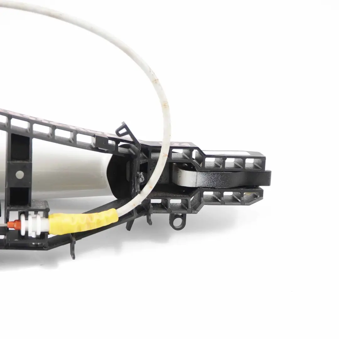 Grab Handle Door BMW F21 F22 Left N/S Mineralweiss Mineral White A96 to with Part number 7268446 Grab Handle Door BMW F21 F22 Left N/S Mineralweiss Mineral White A96 - SKU rhd-7268446-MW4 - Part number 7268446