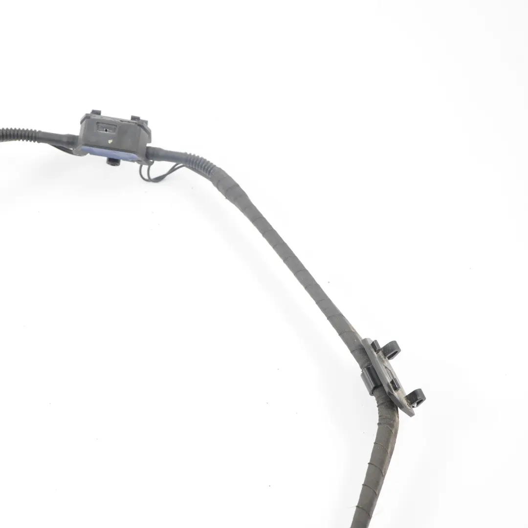 Windscreen Washer System BMW X5 E70 Nozzle Chain to with Part number 7275172 Windscreen Washer System BMW X5 E70 Nozzle Chain - SKU rhd-7275172 - Part number 7275172