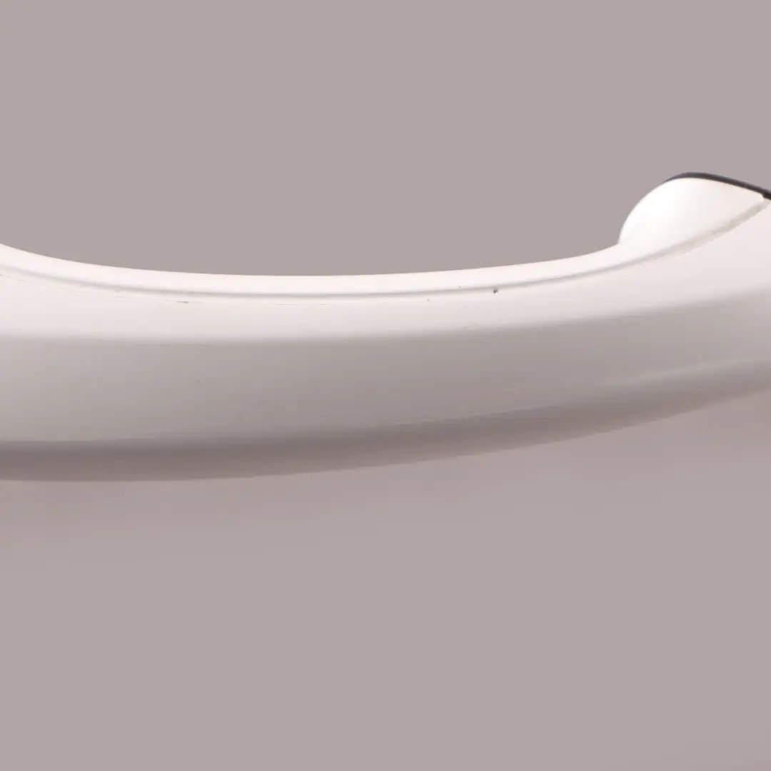 Front Right O/S Exterior Grab Handle Alpinweiss Alpine White 300 to BMW F10 F11 with Part number 7276244 BMW F10 F11 Front Right O/S Exterior Grab Handle Alpinweiss Alpine White 300 - SKU rhd-7276244-AW - Part number 7276244