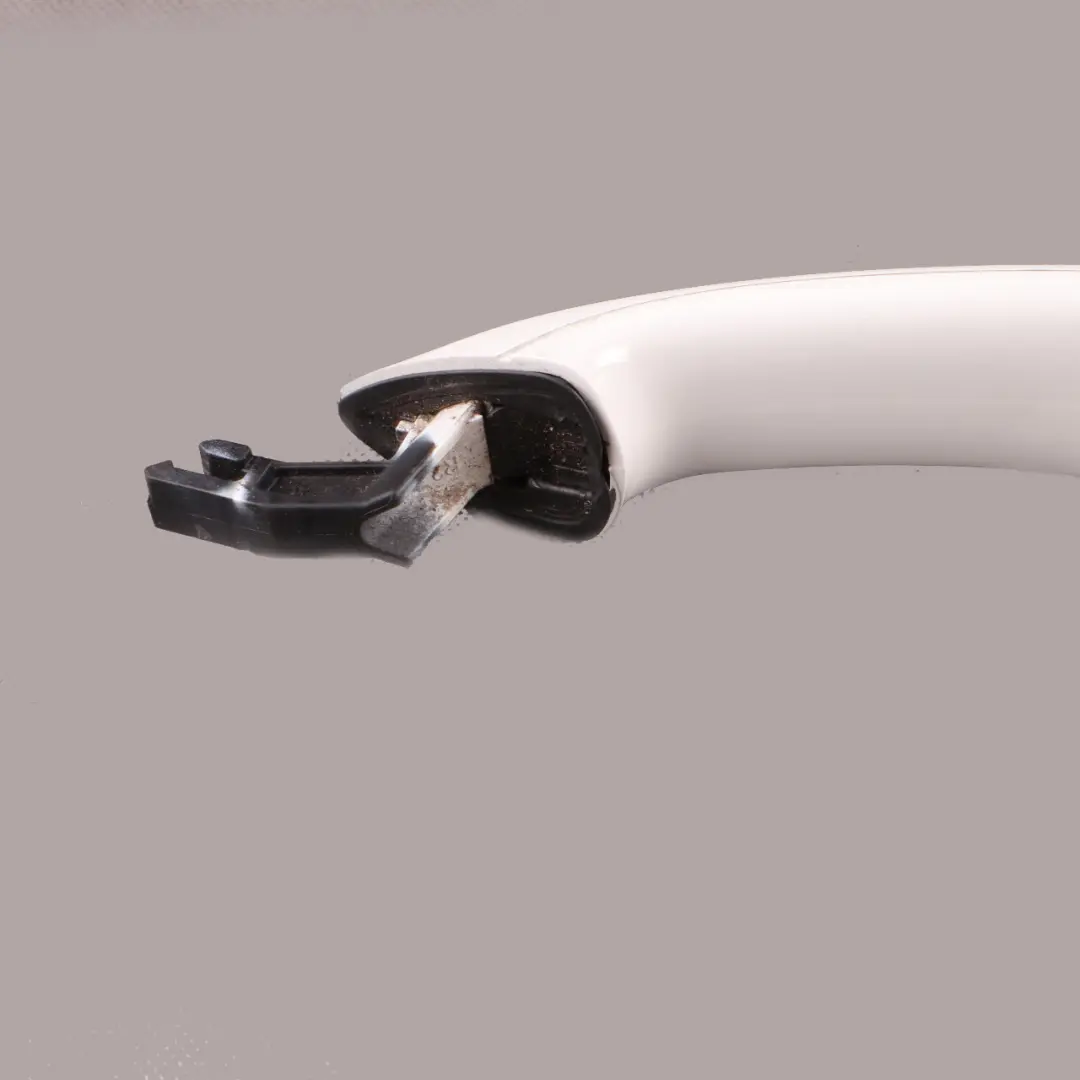 BMW F10 F11 Front Right O/S Exterior Grab Handle Alpinweiss Alpine White 300 - SKU rhd-7276244-AW - Part number 7276244