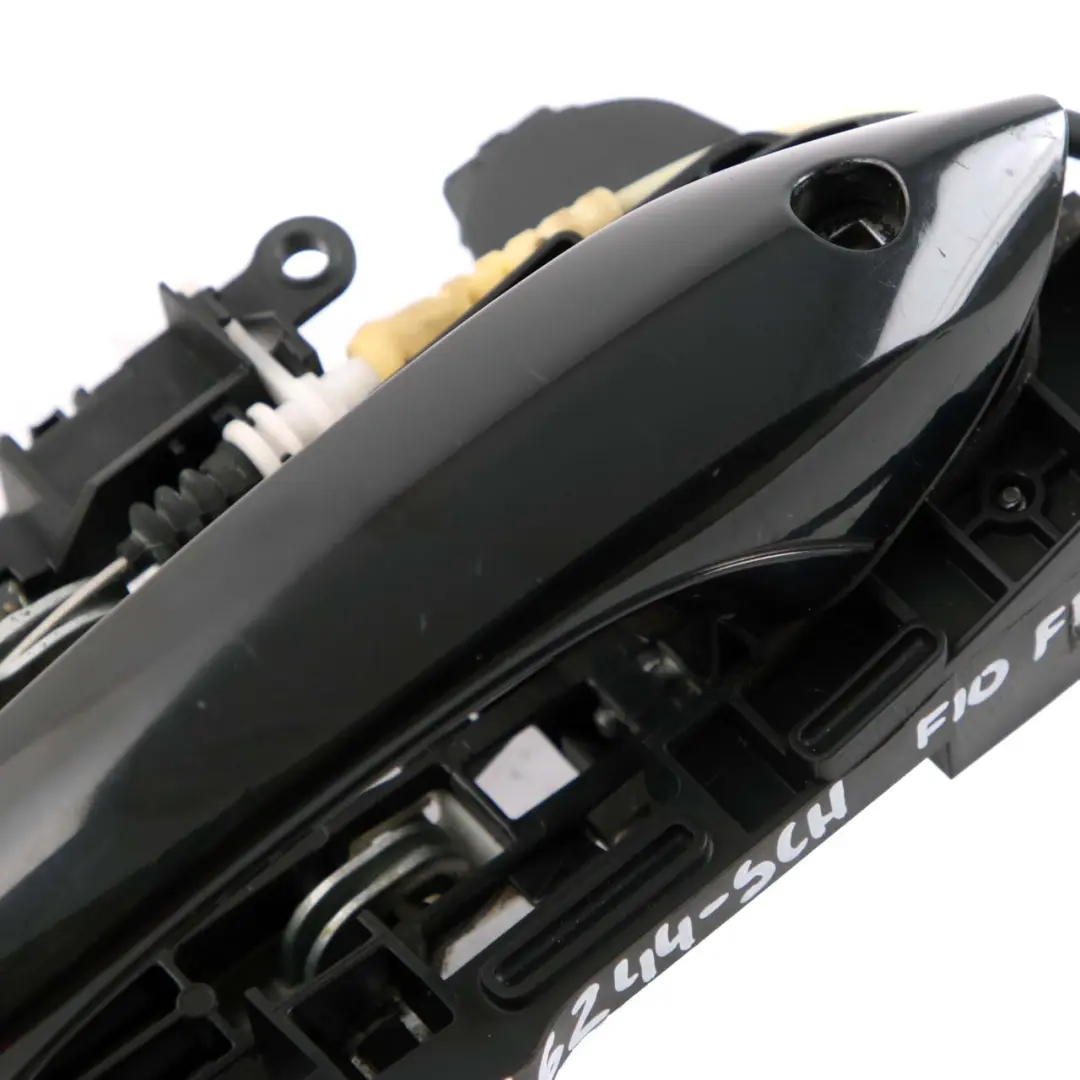 Complete Front Right Grab Handle O/S Schwarz 2 Black 668 to BMW 5 Series F10 F11 with Part number 7276244 BMW 5 Series F10 F11 Complete Front Right Grab Handle O/S Schwarz 2 Black 668 - SKU rhd-7276244-SCH - Part number 7276244