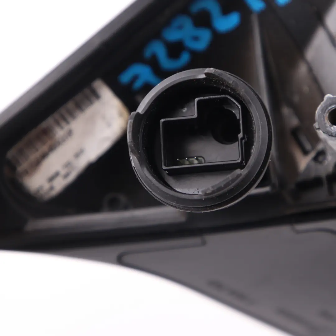 Wing Mirror BMW F01 F02 Heated Auto Dip Right O/S Titan Silver Metallic - 354 to with Part number 7282130 Wing Mirror BMW F01 F02 Heated Auto Dip Right O/S Titan Silver Metallic - 354 - SKU rhd-7282130-TS - Part number 7282130