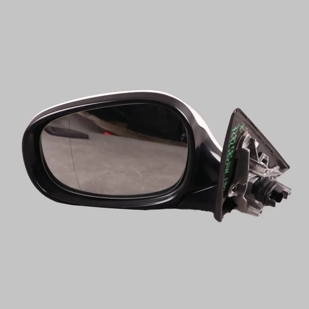 Wing Mirror BMW E90 E91 LCI M Sport Power Fold Left N/S 3 Pin Alpine White - 300 to with Part number 7282585 Wing Mirror BMW E90 E91 LCI M Sport Power Fold Left N/S 3 Pin Alpine White - 300 - SKU rhd-7282585-AW - Part number 7282585