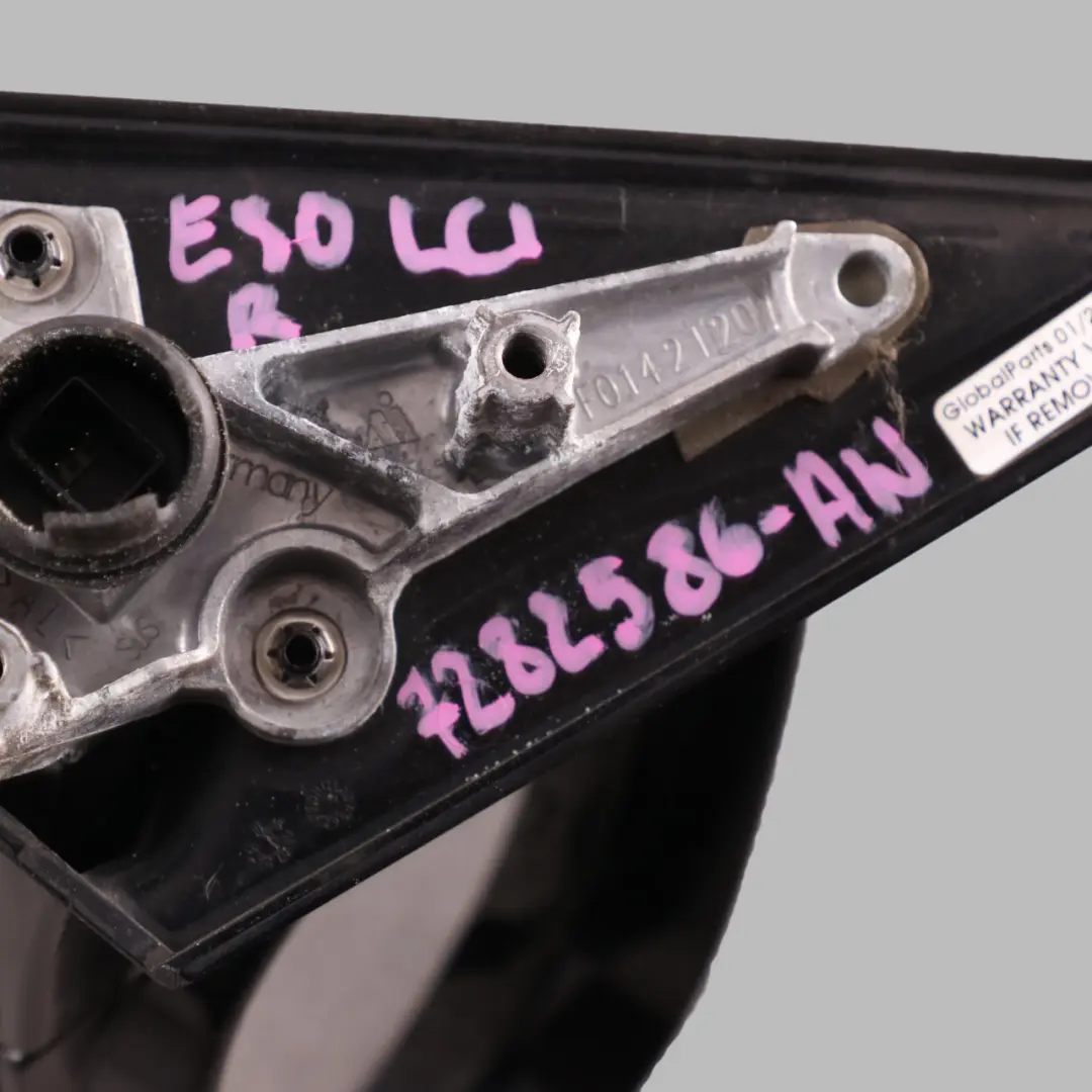 Wing Mirror BMW E90 E91 LCI M Sport Power Fold Right O/S Alpine White - 300 to with Part number 7282586 Wing Mirror BMW E90 E91 LCI M Sport Power Fold Right O/S Alpine White - 300 - SKU rhd-7282586-AW - Part number 7282586