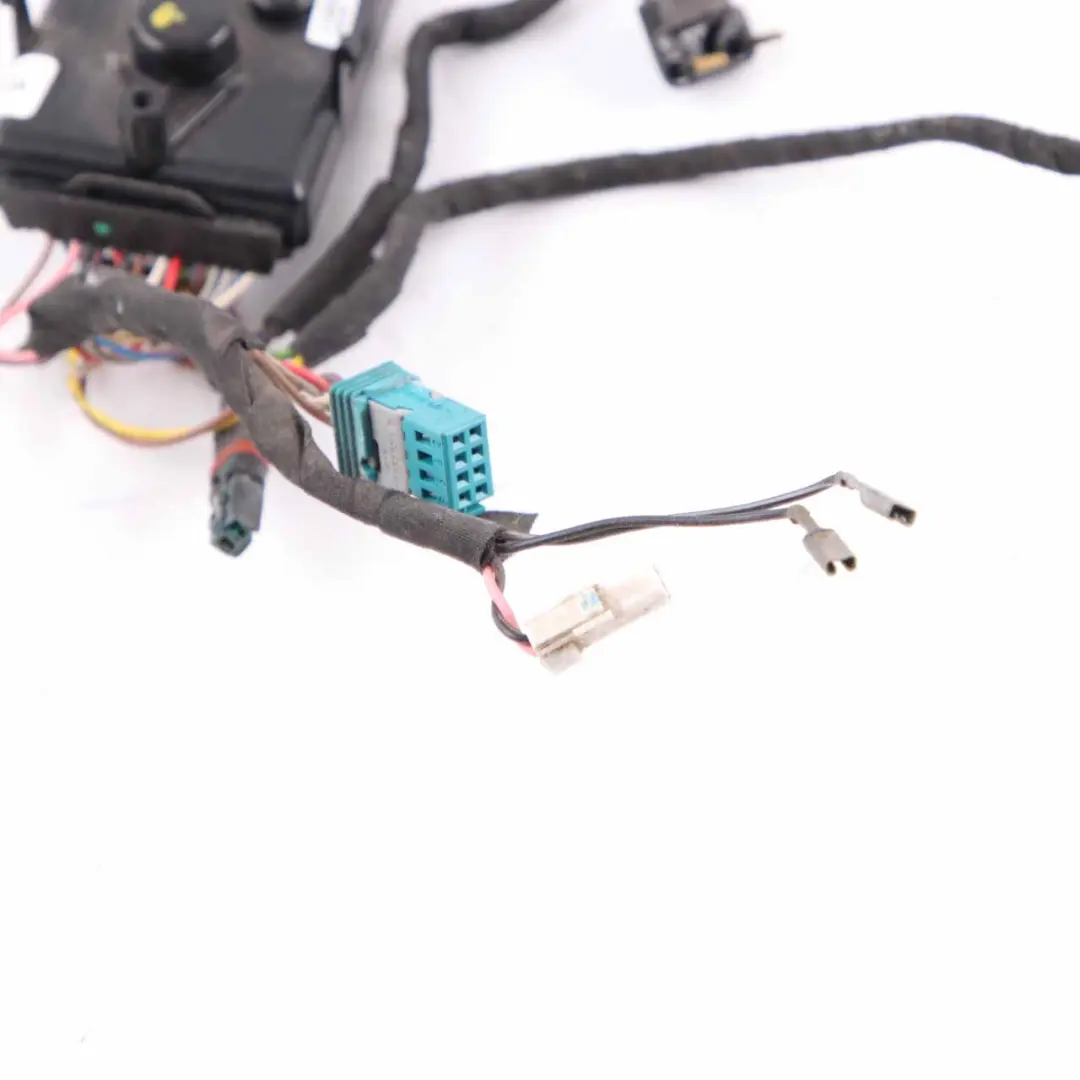 Control Unit Module Wing Mirror Memory 5 Pin 7438143 to BMW F36 with Part number 7285245 BMW F36 Control Unit Module Wing Mirror Memory 5 Pin 7438143 - SKU rhd-7285245 - Part number 7285245