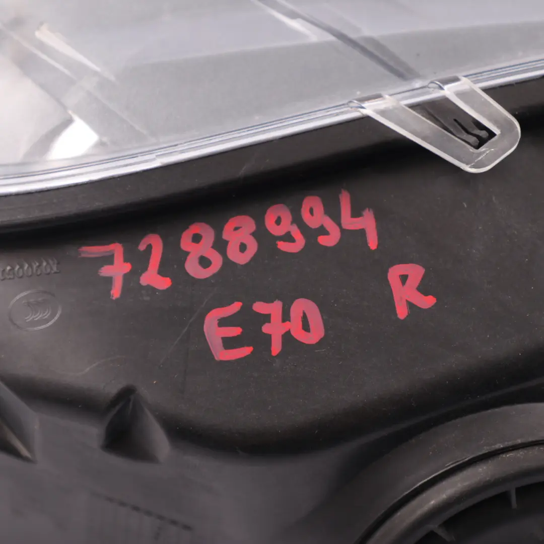 Bi-Xenon Headlight BMW X5 E70 Front Headlamp Lamp Light Right O/S 7161590 to with Part number 7288994 Bi-Xenon Headlight BMW X5 E70 Front Headlamp Lamp Light Right O/S 7161590 - SKU rhd-7288994 - Part number 7288994