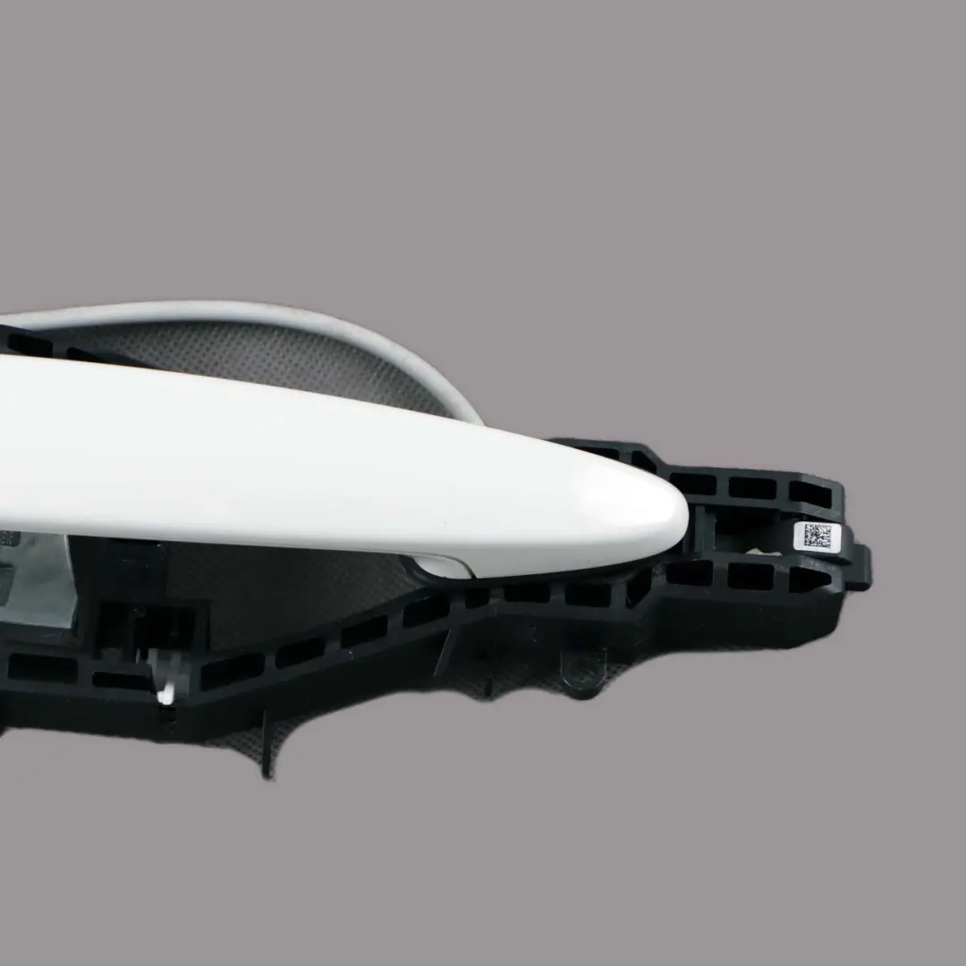 BMW 4 F32 F33 F82 M4 Grab Handle Front Right O/S Door Alpinweiss 3 - 300 White - SKU rhd-7290116-AW1 - Part number 0445184