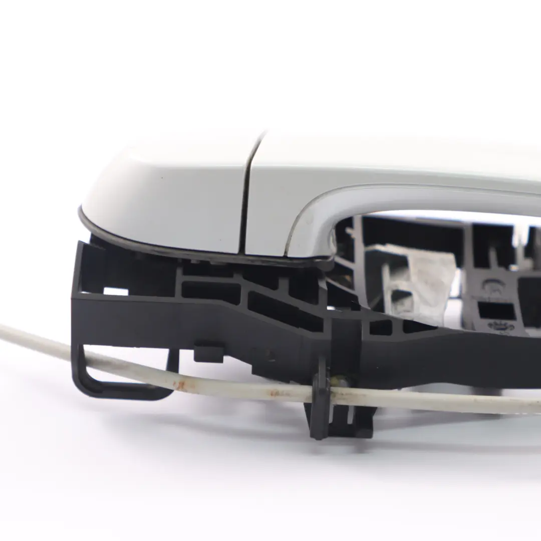 Door Handle BMW F32 F33 F82 M4 Grab Front Left N/S Outside Mineral White - A96 to with Part number 7290116 Door Handle BMW F32 F33 F82 M4 Grab Front Left N/S Outside Mineral White - A96 - SKU rhd-7290116-MW1 - Part number 7290116