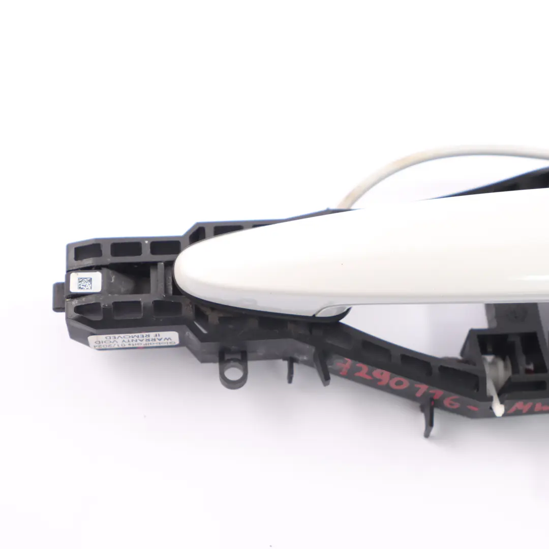  Door Handle BMW F32 F33 F82 M4 Grab Front Left N/S Outside Mineral White - A96 - SKU rhd-7290116-MW1 - Part number 7290116