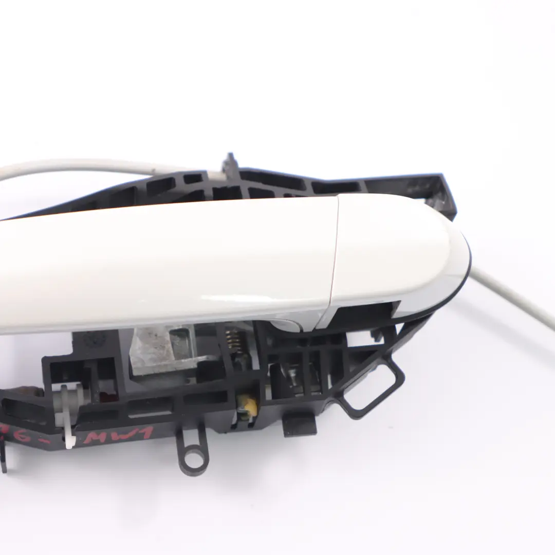  Door Handle BMW F32 F33 F82 M4 Grab Front Left N/S Outside Mineral White - A96 - SKU rhd-7290116-MW1 - Part number 7290116