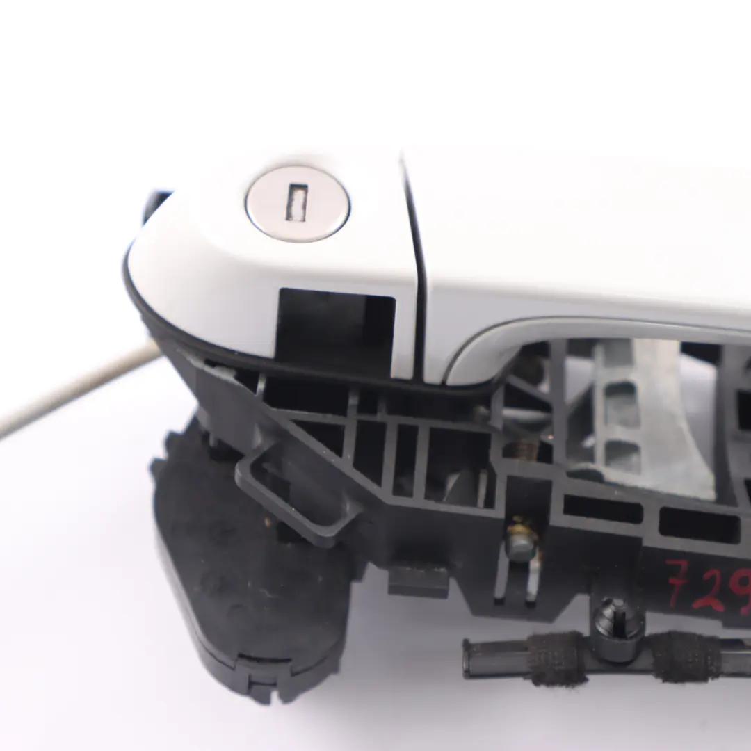  Door Handle BMW F32 F33 F82 M4 Grab Front Right O/S Outside Mineral White - A96 - SKU rhd-7290116-MW - Part number 7290116