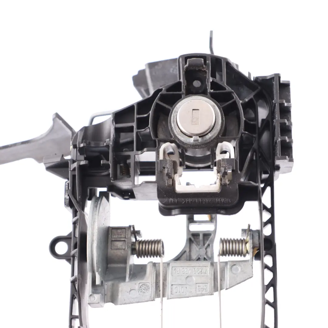 Door Handle Base Mini F55 F56 F57 F60 Carrier Outside Front Right O/S 7406480 to with Part number 7296458 Door Handle Base Mini F55 F56 F57 F60 Carrier Outside Front Right O/S 7406480 - SKU rhd-7296458-5 - Part number 7296458