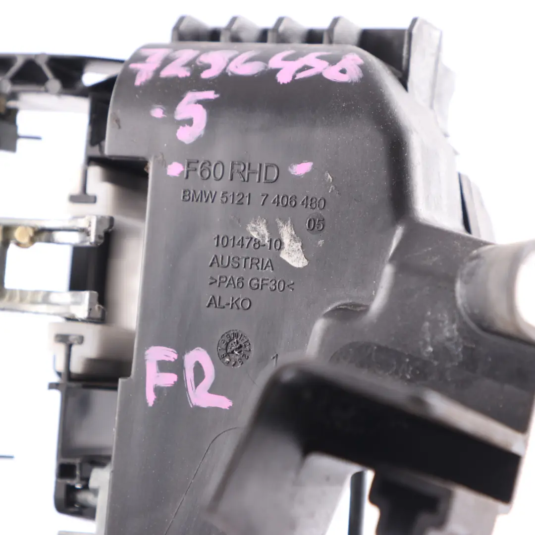 Door Handle Base Mini F55 F56 F57 F60 Carrier Outside Front Right O/S 7406480 to with Part number 7296458 Door Handle Base Mini F55 F56 F57 F60 Carrier Outside Front Right O/S 7406480 - SKU rhd-7296458-5 - Part number 7296458