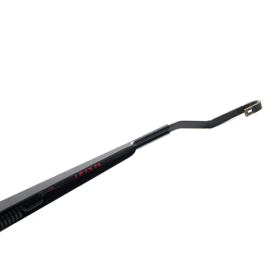 Wiper Arm BMW X5 F15 X6 F16 Windscreen Driver's Side Front Right O/S to with Part number 7304070 Wiper Arm BMW X5 F15 X6 F16 Windscreen Driver's Side Front Right O/S - SKU rhd-7304070 - Part number 7304070