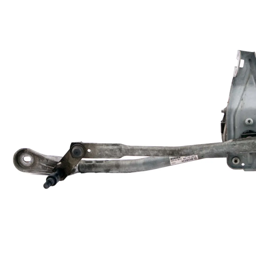 Front Linkage Wiper System With Motor Drive 7251016 to BMW 5 7 Series F07 F10 F11 with Part number 7306275 BMW 5 7 Series F07 F10 F11 Front Linkage Wiper System With Motor Drive 7251016 - SKU rhd-7306275 - Part number 7306275