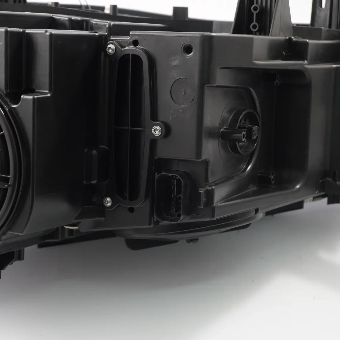 Headlight Headlamp Bi-Xenon Lamp Front Right O/S 7290056 to BMW X5 F15 X6 F16 with Part number 7317104 BMW X5 F15 X6 F16 Headlight Headlamp Bi-Xenon Lamp Front Right O/S 7290056 - SKU rhd-7317104 - Part number 7317104