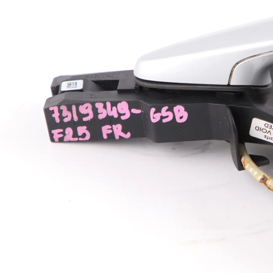 Grab Handle Front Right Door O/S Glacier Silver A83 to BMW X3 F25 with Part number 7319349 BMW X3 F25 Grab Handle Front Right Door O/S Glacier Silver A83 - SKU rhd-7319349-GSB - Part number 7319349