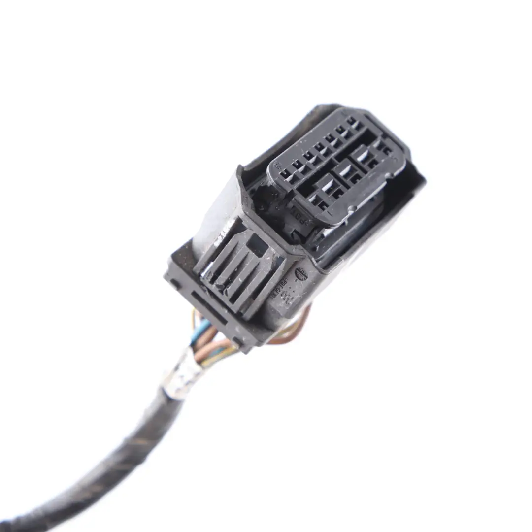 Bi-Xenon Headlamp Light Front Right O/S Plug Socket Wiring 6925638 to BMW F30 F31 with Part number 7338700 BMW F30 F31 Bi-Xenon Headlamp Light Front Right O/S Plug Socket Wiring 6925638 - SKU rhd-7338700-2 - Part number 7338700