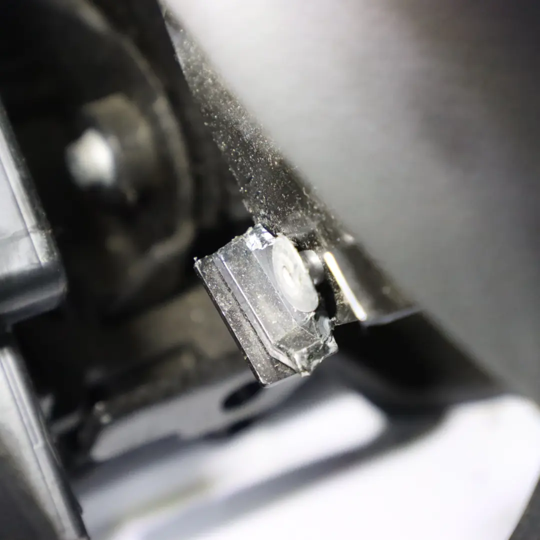 Front Seat BMW X5 F15 X6 F16 M Sport Right O/S Heated Memory Leather Black to with Part number 7352304 Front Seat BMW X5 F15 X6 F16 M Sport Right O/S Heated Memory Leather Black - SKU rhd-7352304-1 - Part number 7352304