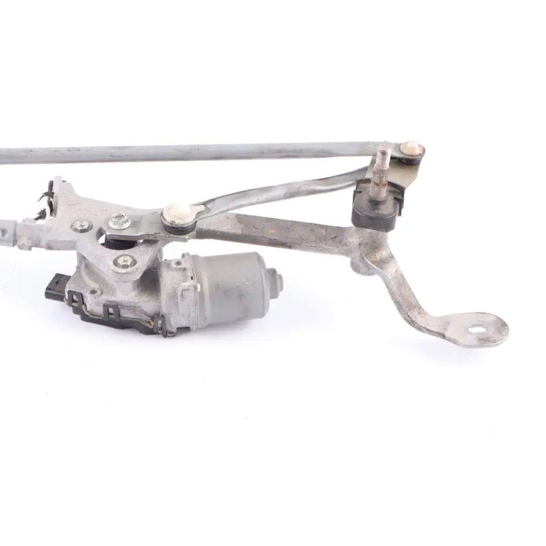 Wiper Motor System Complete Mechanism Front Windshield to BMW X3 G01 with Part number 7399013 BMW X3 G01 Wiper Motor System Complete Mechanism Front Windshield - SKU rhd-7399013 - Part number 7399013
