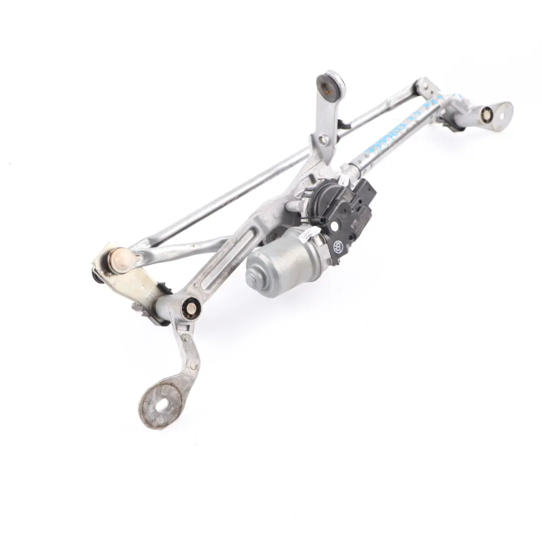 Wiper Motor System Complete Mechanism Front Windshield to BMW X3 G01 with Part number 7399013 BMW X3 G01 Wiper Motor System Complete Mechanism Front Windshield - SKU rhd-7399013 - Part number 7399013