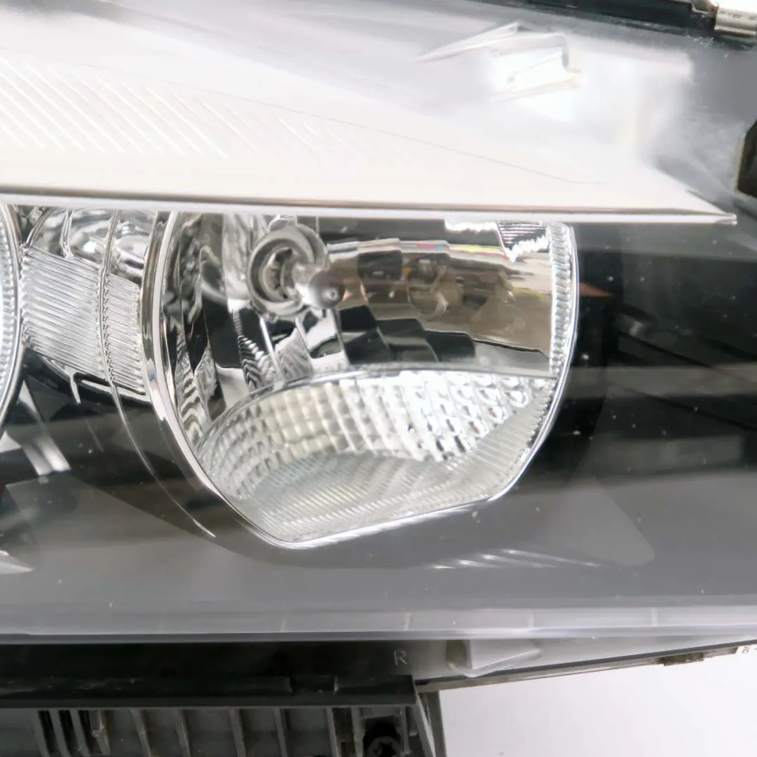 Front Headlight BMW F45 F46 Headlamp Lamp Light Right O/S Driver's Side to with Part number 7422576 Front Headlight BMW F45 F46 Headlamp Lamp Light Right O/S Driver's Side - SKU rhd-7422576 - Part number 7422576