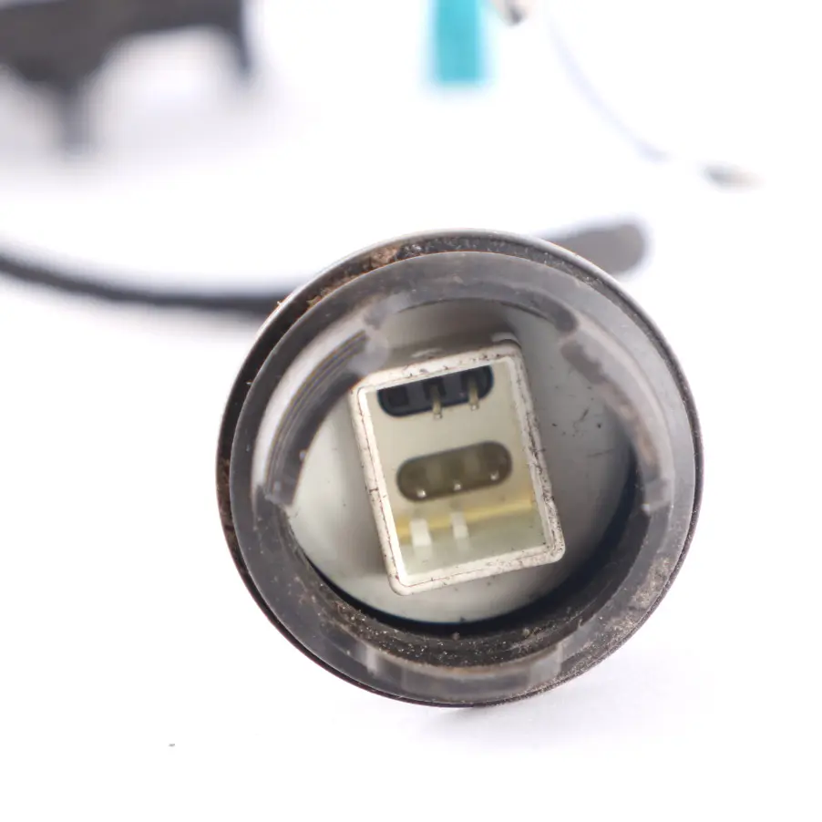 Wing Mirror Door Left N/S Control Unit Module to BMW F21 LCI F22 F23 with Part number 7443905 BMW F21 LCI F22 F23 Wing Mirror Door Left N/S Control Unit Module - SKU rhd-7443905 - Part number 7443905