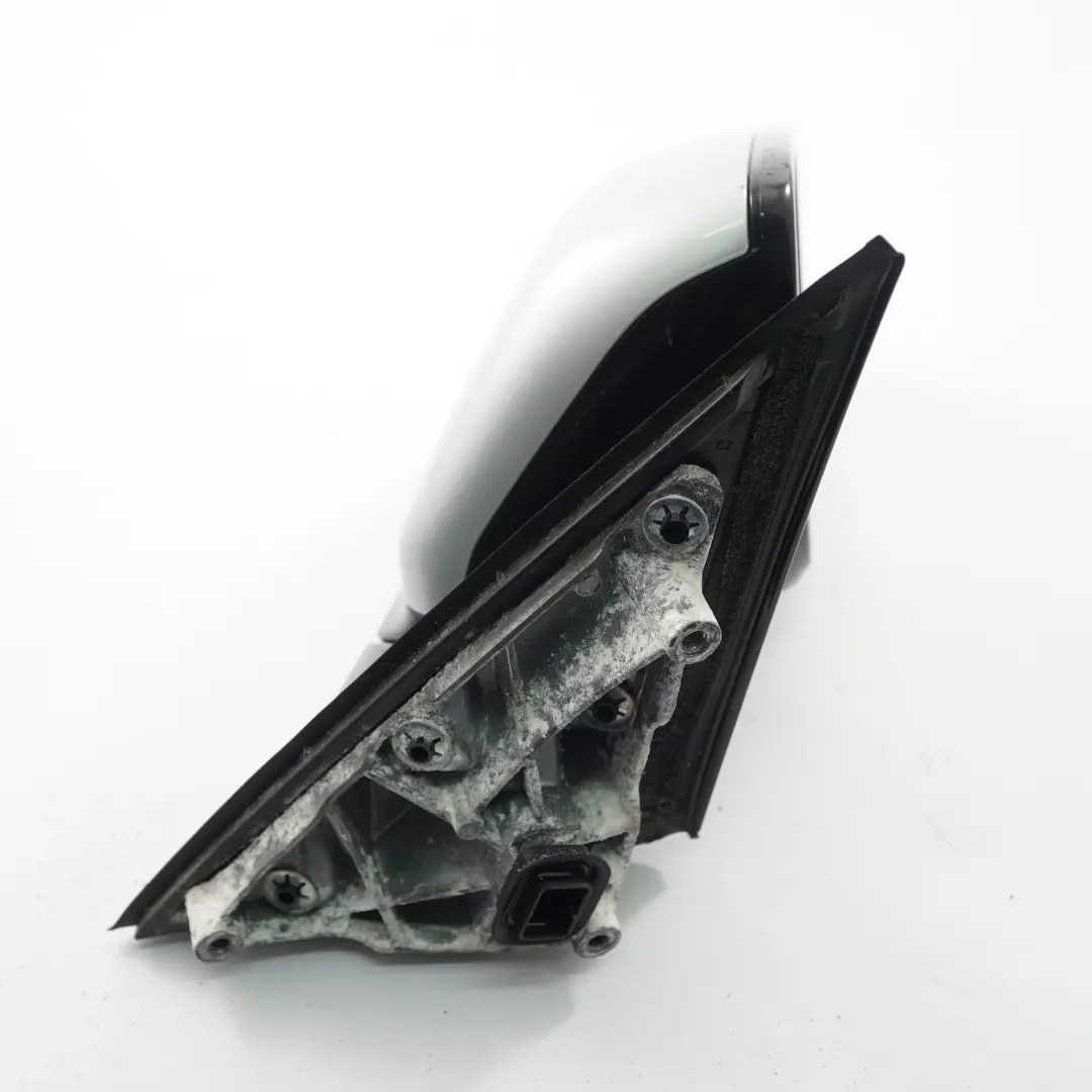 Wing Mirror High Gloss Door Right O/S Glacier Silver Metallic - A83 to BMW X1 F48 with Part number 7459828 BMW X1 F48 Wing Mirror High Gloss Door Right O/S Glacier Silver Metallic - A83 - SKU rhd-7459828-GSB - Part number 7459828