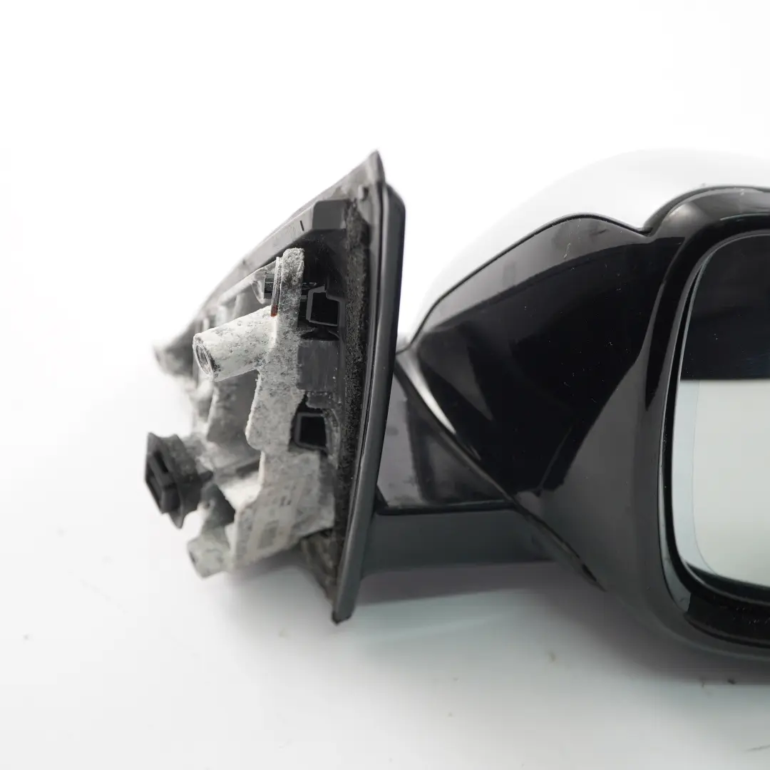 Wing Mirror High Gloss Door Right O/S Glacier Silver Metallic - A83 to BMW X1 F48 with Part number 7459828 BMW X1 F48 Wing Mirror High Gloss Door Right O/S Glacier Silver Metallic - A83 - SKU rhd-7459828-GSB - Part number 7459828