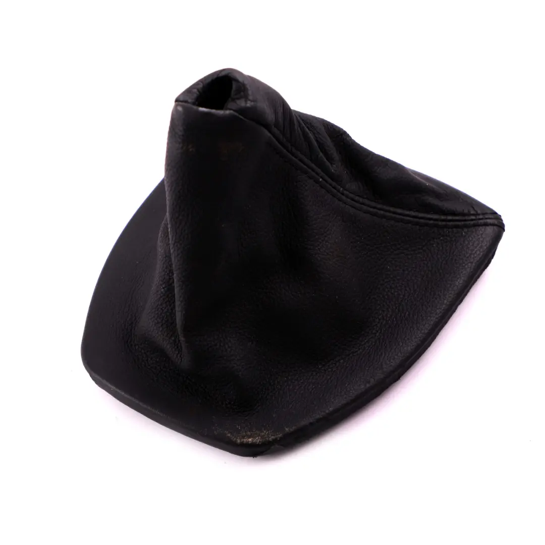 Leather Gear Lever Cover Selector Black to BMW 5 Series E60 E61 with Part number 7526836 BMW 5 Series E60 E61 Leather Gear Lever Cover Selector Black - SKU rhd-7526836 - Part number 7526836